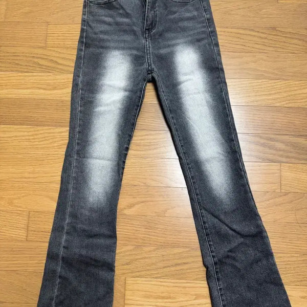 [BUNJANG] Black Washed Bootcut Jeans / 청바지 부츠컷 워싱 블랙