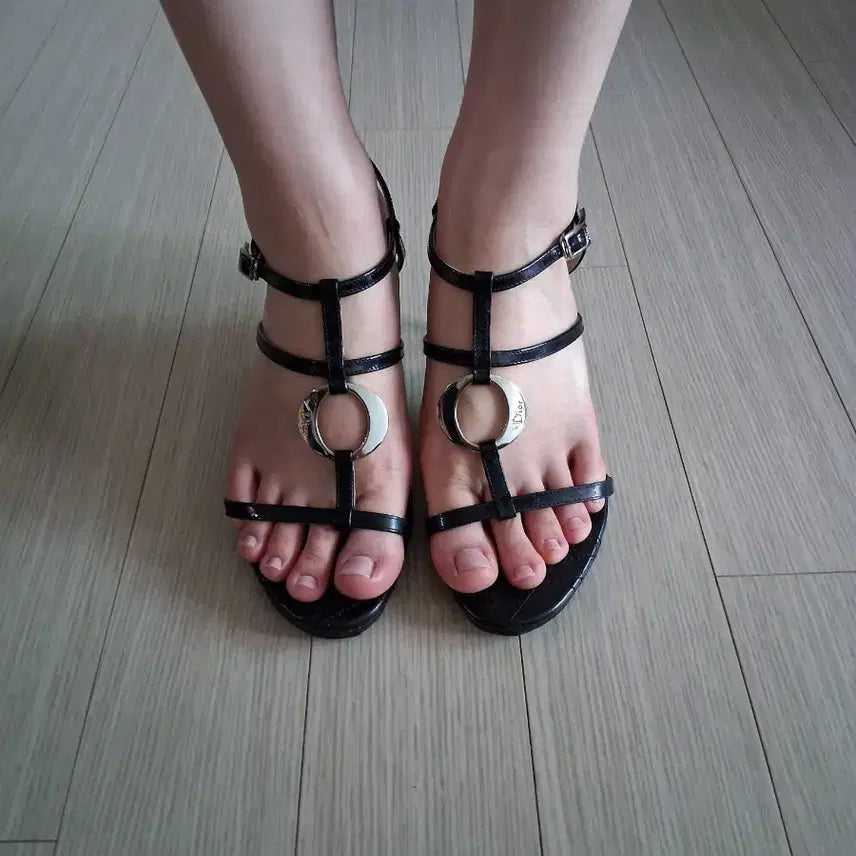 [BUNJANG] Dior Sandals Black / 디올 샌들 블랙(230~235)