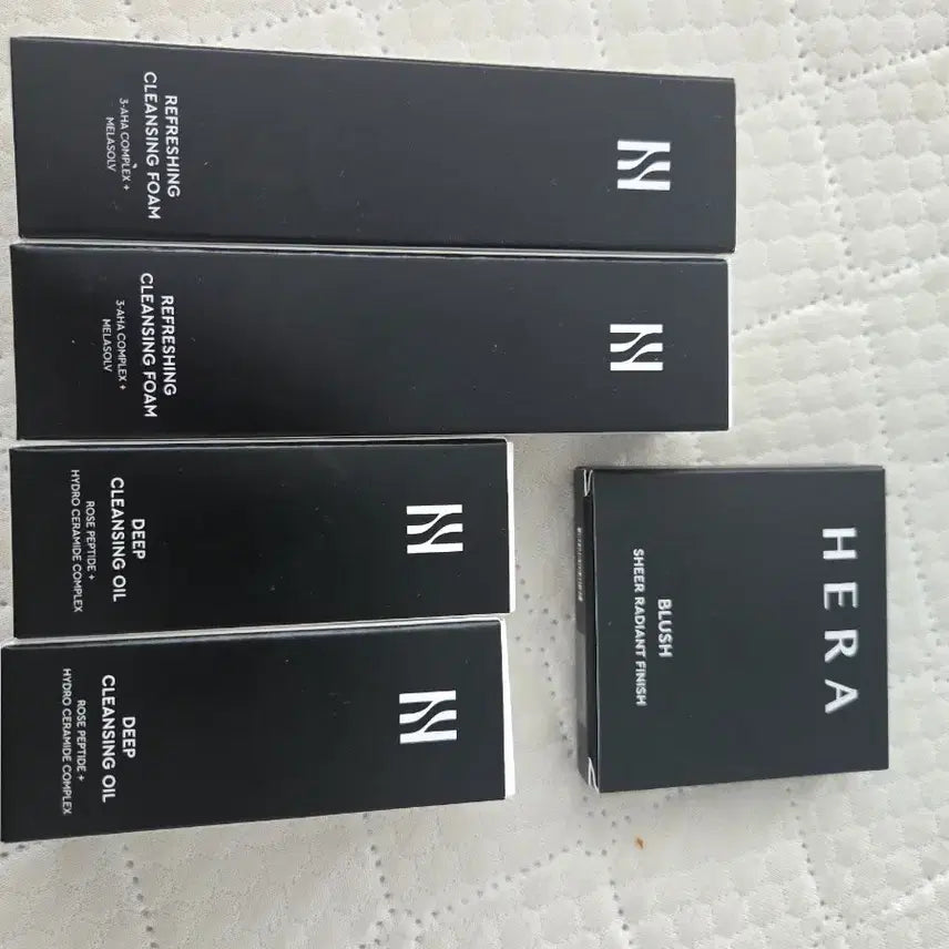 [BUNJANG] Hera Blush (204 Flat Peach) with Cleansing Oil & Foam Set / 헤라 블러쉬 204플랫피치 + 클렌징오일,폼