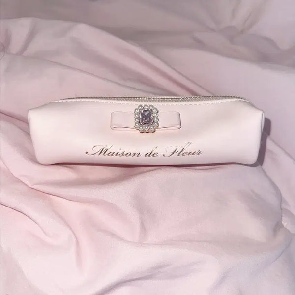 [BUNJANG] Maison de Fleur Strawberry Milk Pencil Case Pouch / 메종드플뢰르 필통 파우치 딸기우유 스나계 양산형 지뢰계