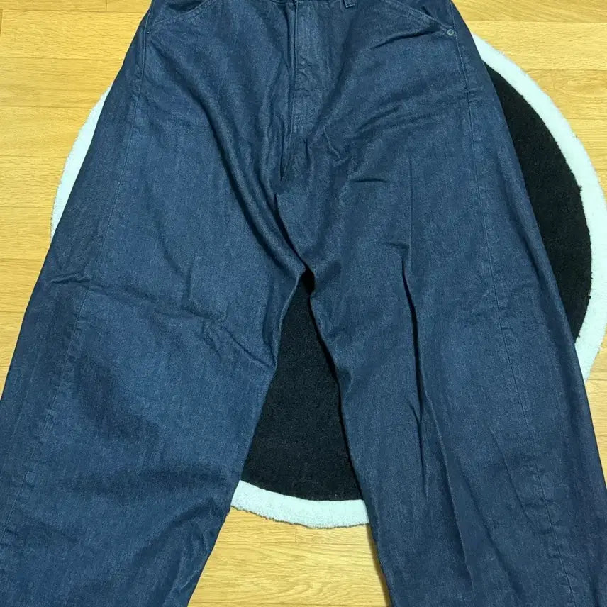 [BUNJANG] Haching Room Wide Curve Jeans Washed Indigo / [4]해칭룸 와이드 커브 진 워시드 인디고