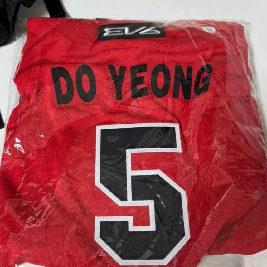 [BUNJANG] Kim Do-young Kia Authentic Alt Uniform 120 / 김도영 기아 어센틱 얼트 유니폼 120 새상품 팝니다