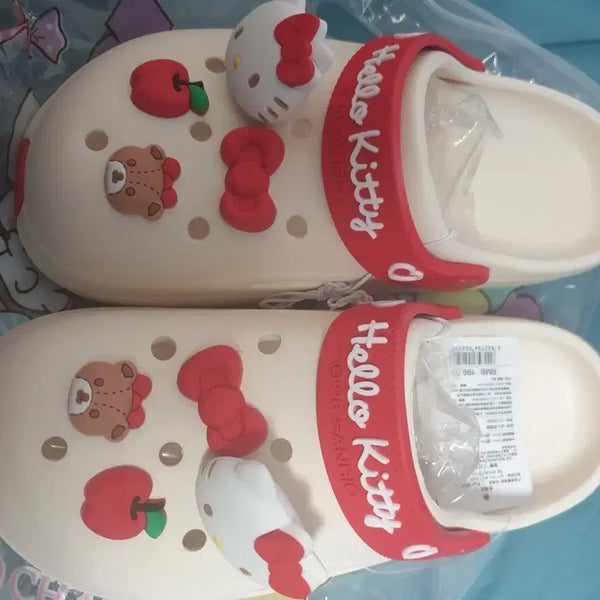 [BUNJANG] Hello Kitty Jibbitz Sandals / 240 산리오 헬로키티 지비츠 샌들 슬리퍼 아이보리
