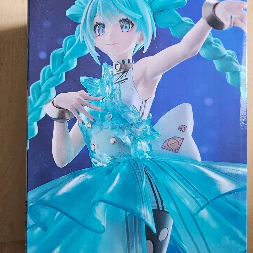 [BUNJANG] Banpresto Hatsune Miku Emerald Gem Evolve Figure / 하츠네 미쿠 반프레스토 BANPRESTO EVOLVE 에메랄드젬 피규어
