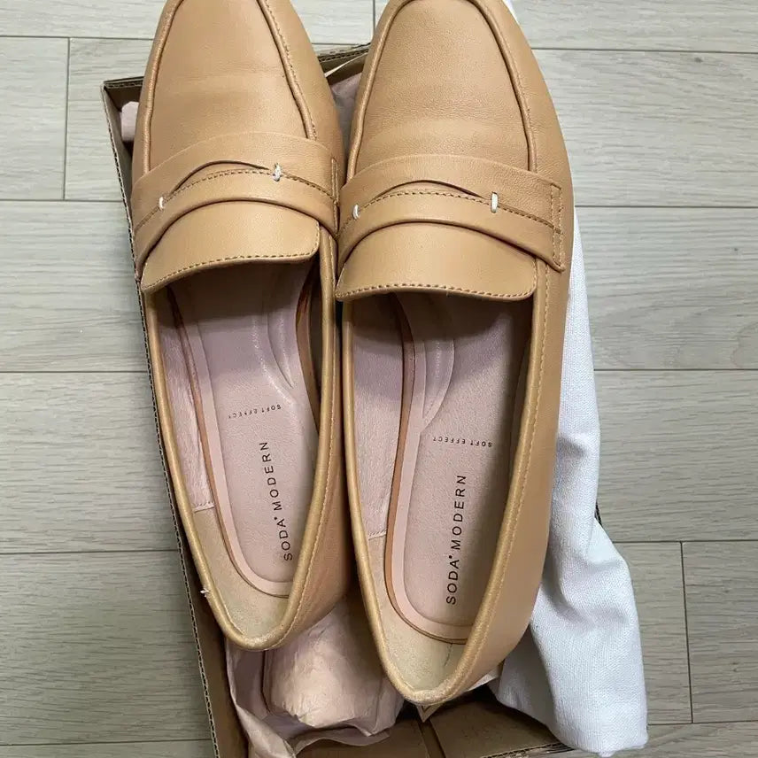 [BUNJANG] SODA Modern Women's Loafers Beige / 소다 모던 여성 로퍼 베이지