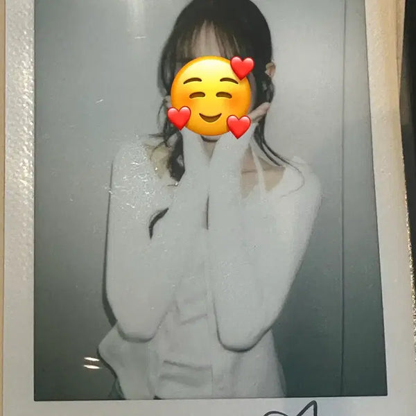 [BUNJANG] tripleS Soomin Signed Polaroid / 260711 트리플에스 수민 사인 폴라로이드
