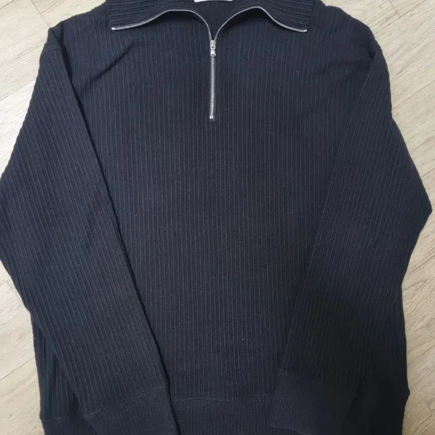 [BUNJANG] Insilence Ribbed Zip-up T-Shirt / 인사일런스 리브드 집업 티셔츠