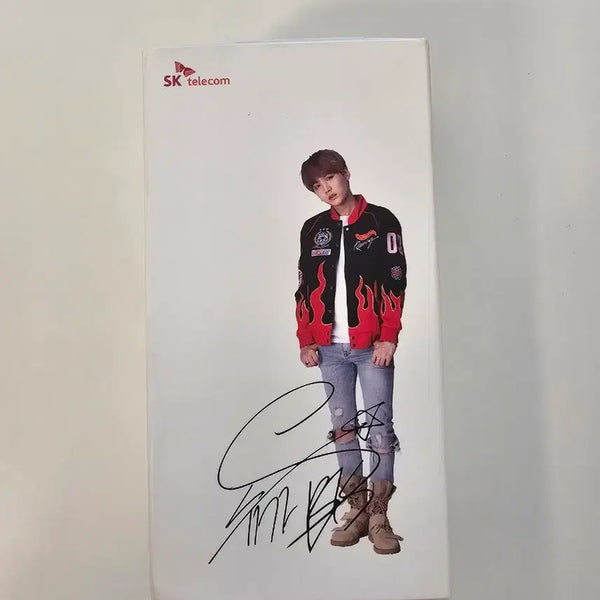 [BUNJANG] BTS Suga SK Telecom Figure / 방탄소년단 bts sk텔레콤 피규어 윤기 슈가 suga 양도