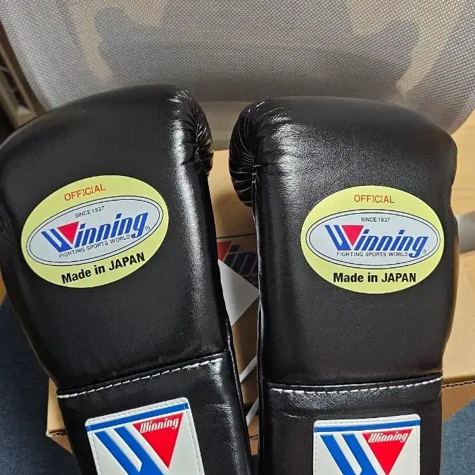 [BUNJANG] Winning Gloves Official 8oz Boxing Gloves - Black / 위닝글러브 오피셜 8온스 블랙