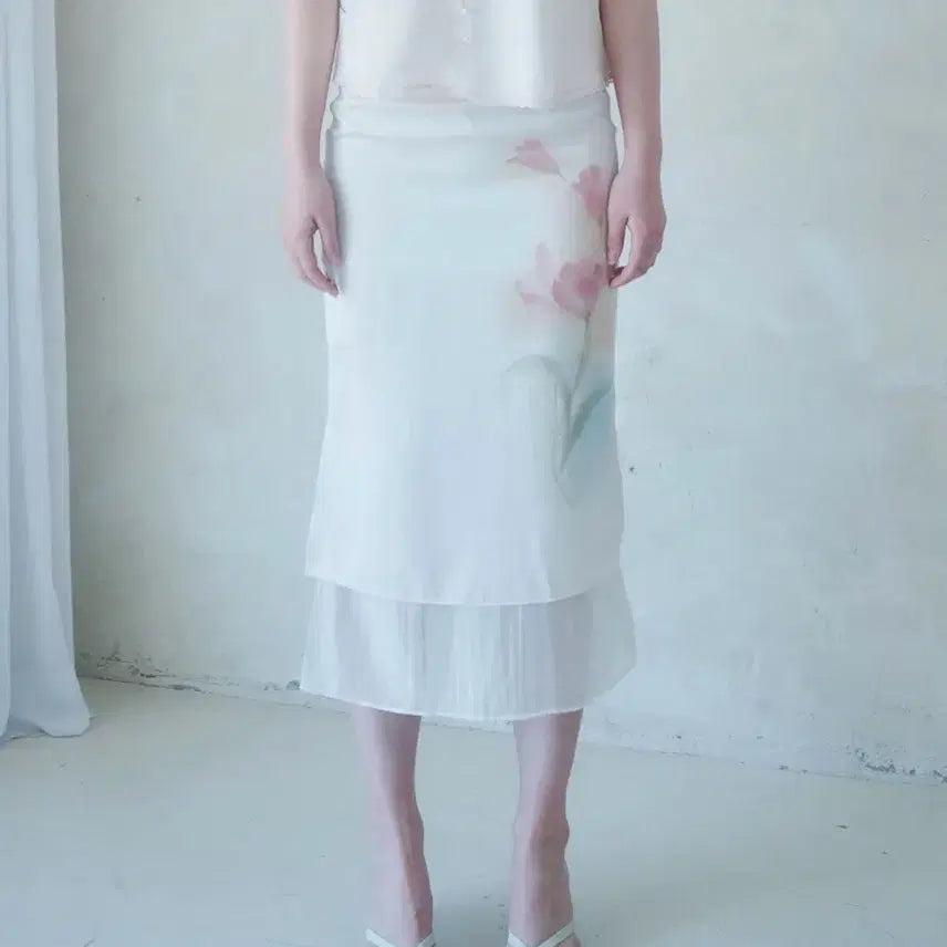 [BUNJANG] Newearlin Lotus Satin Long Skirt / 뉴얼린 사틴 롱 스커트 치마 Lotus Satin Long Skirt