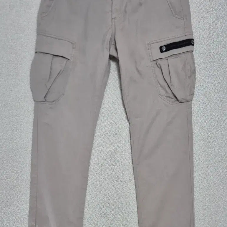 [BUNJANG] National Geographic Cargo Pants / 내셔널지오그래픽 카고 팬츠