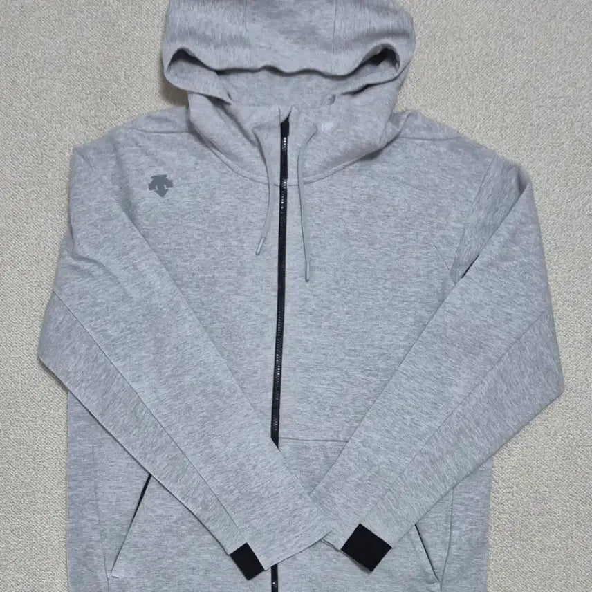[BUNJANG] Descente Grey Hooded Zip-Up Jacket XXL / 데상트 후드집업 그레이