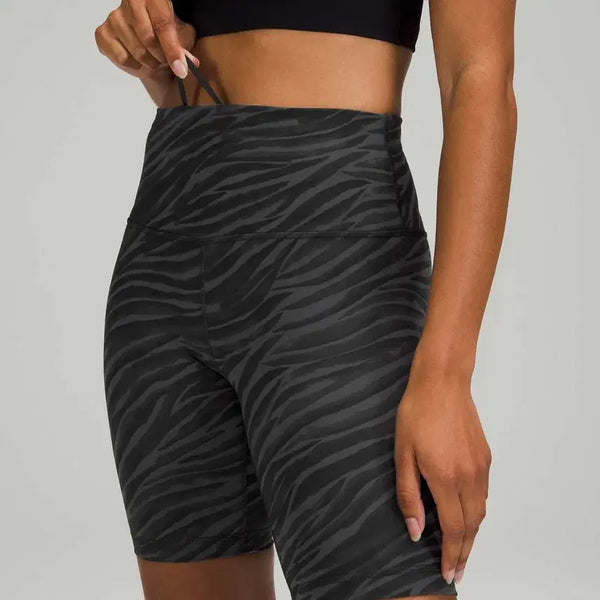 [BUNJANG] Lululemon Wonder Train High-Rise Shorts 8" Everlux™ / (5종컬러)-2 룰루레몬 원더트레인 하이라이즈 쇼츠 8" 레깅스 러닝팬츠
