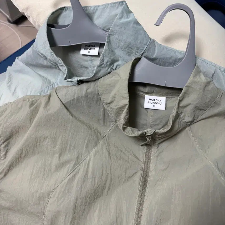 [BUNJANG] Musinsa Standard Windbreaker Set (2 Colors, XL) / 무신사 스탠다드 바람막이 2종 세트 XL