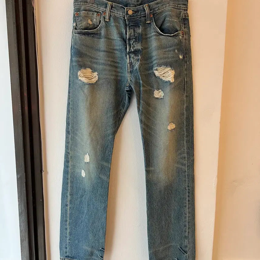 [BUNJANG] Levi's 501 Distressed Denim Pants - Size 32 / [32] 리바이스 501 디스 데님팬츠
