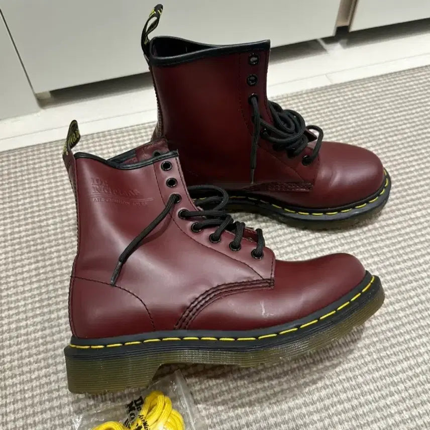 [BUNJANG] Dr. Martens 1460 Smooth Leather Boots UK 4 (US 6) / 닥터마틴 1460 230