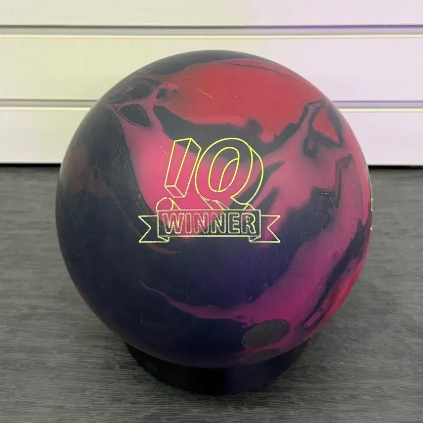 [BUNJANG] Storm IQ Tour Winner 15lb Bowling Ball / 스톰 / 아이큐 투어 위너 15p (중고볼링공)
