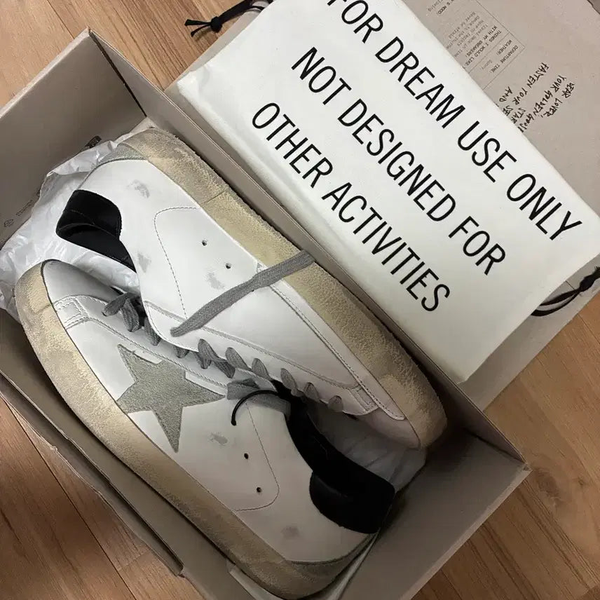 [BUNJANG] Golden Goose Superstar Black Tab Sneakers (Size 40) / 골든구스 슈퍼스타 블랙탭 (40)