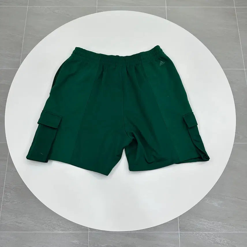 [BUNJANG] Adidas x IVY PARK Collaboration Cargo Shorts L / 아디다스 x 아이비파크 콜라보 카고 반바지 L
