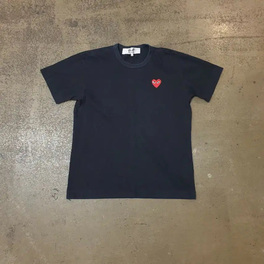 [BUNJANG] Comme des Garçons Heart Logo T-Shirt Black L / 꼼데가르송 하트 로고 블랙 반팔티 L