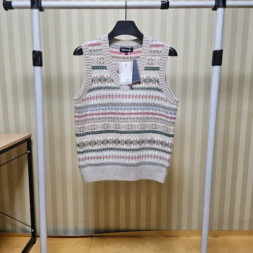 [BUNJANG] Edward Max Best Wool Fair Isle Vest ML / 에드워드맥스 베스트 울 새상품 ML
