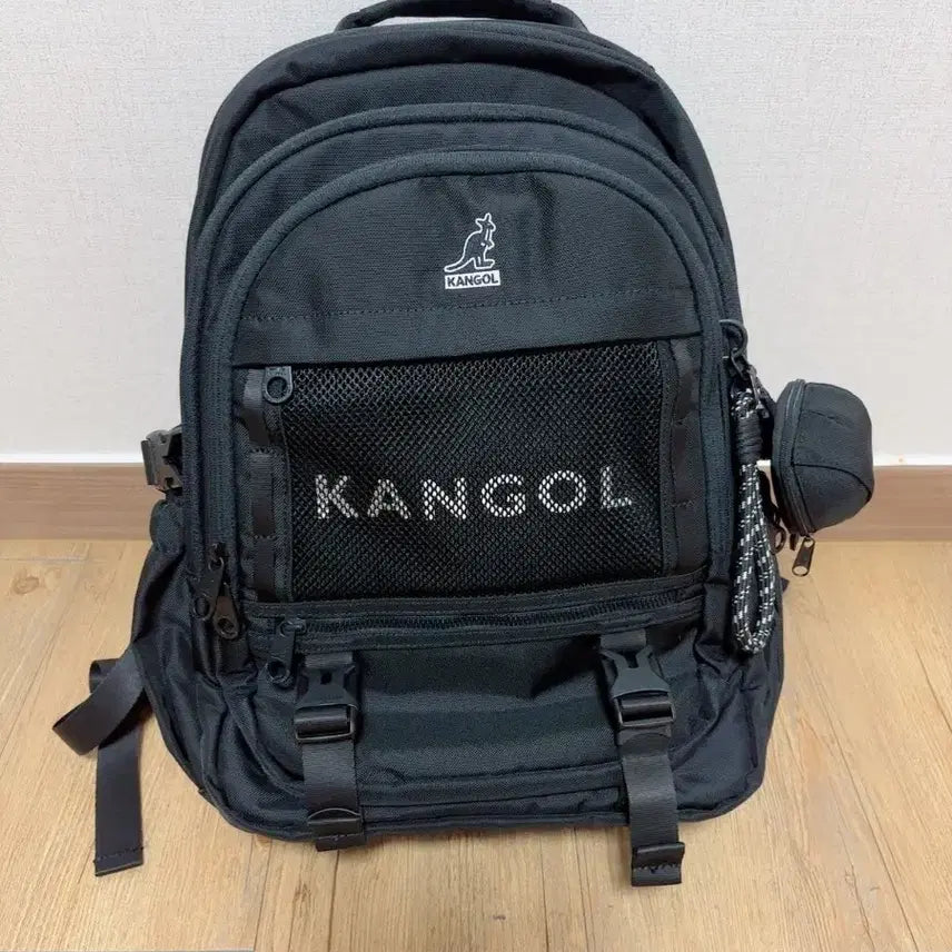 [BUNJANG] Kangol Unisex Black Backpack (New) / 남녀 공용 캉골 블랙 백팩(새제품,새상품)