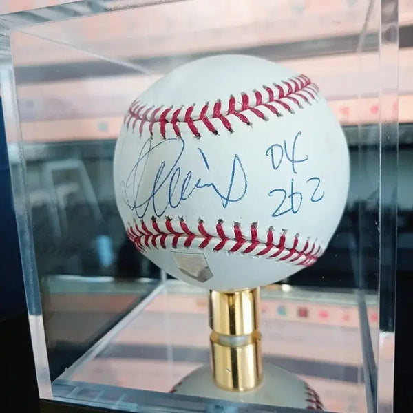 [BUNJANG] Ichiro Suzuki MLB 262 Hits Commemorative Signed Baseball / MLB싸인볼 이치로 스즈키 정규시즌 262안타 기념
