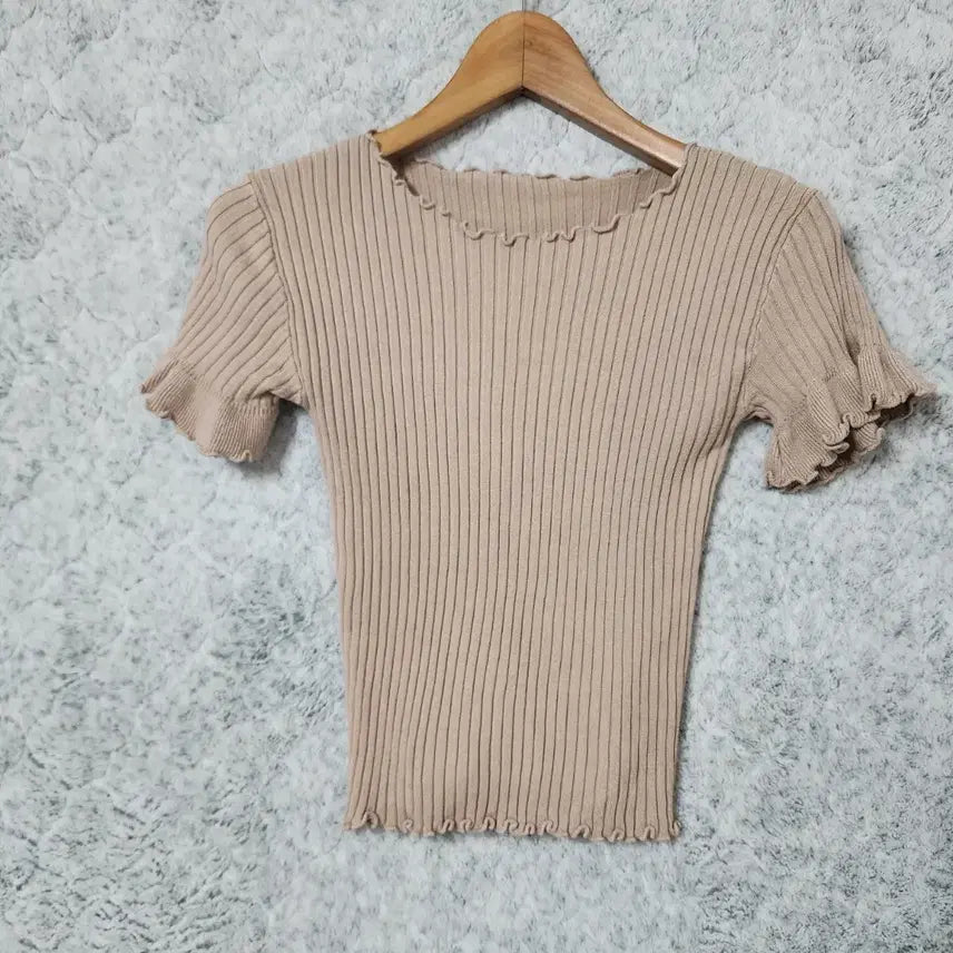 [BUNJANG] 126C Women's Ribbed Short-Sleeve Knit Top / 126C [F] 여성 골지 반팔 니트