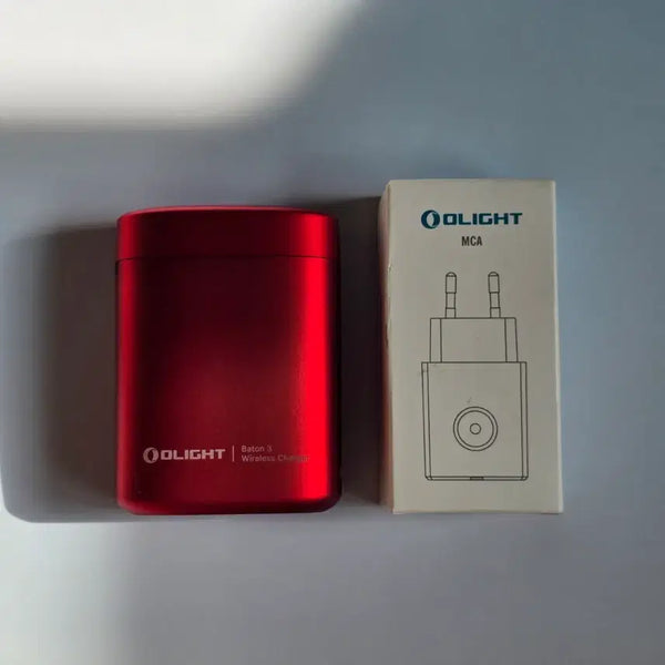 [BUNJANG] Olight Baton 3 Wireless Charger Red / 오라이트 무선 충전기 Baton 3 레드