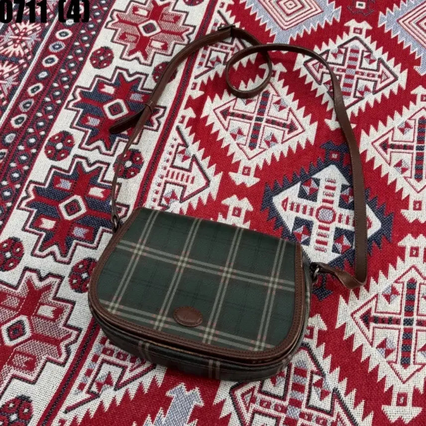 [BUNJANG] Beanpole Check Pattern Cross Bag / 빈폴 체크 패턴 크로스