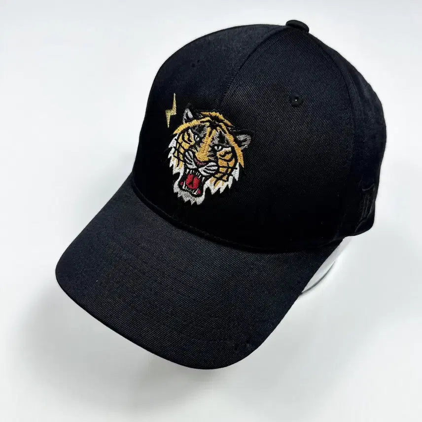 [BUNJANG] MLB Detroit Tigers Patch Logo Ball Cap Black / MLB 디트로이트 타이거 패치로고 볼캡 블랙