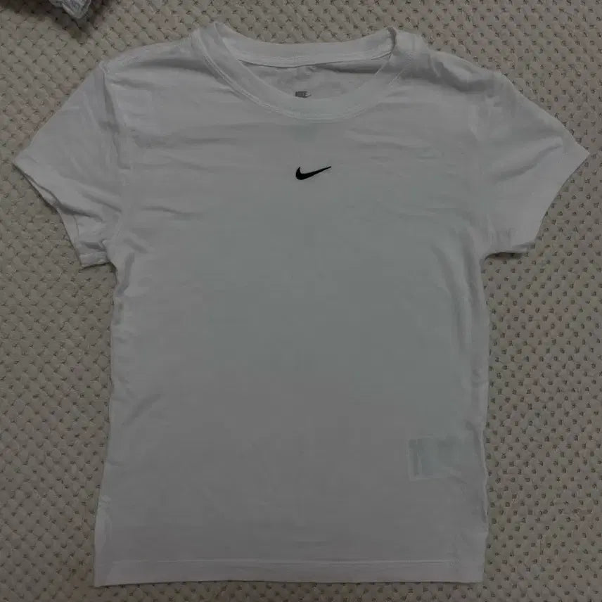 [BUNJANG] Nike Women's Authentic Short Sleeve T-Shirt / 나이키 정품 여성 반팔티