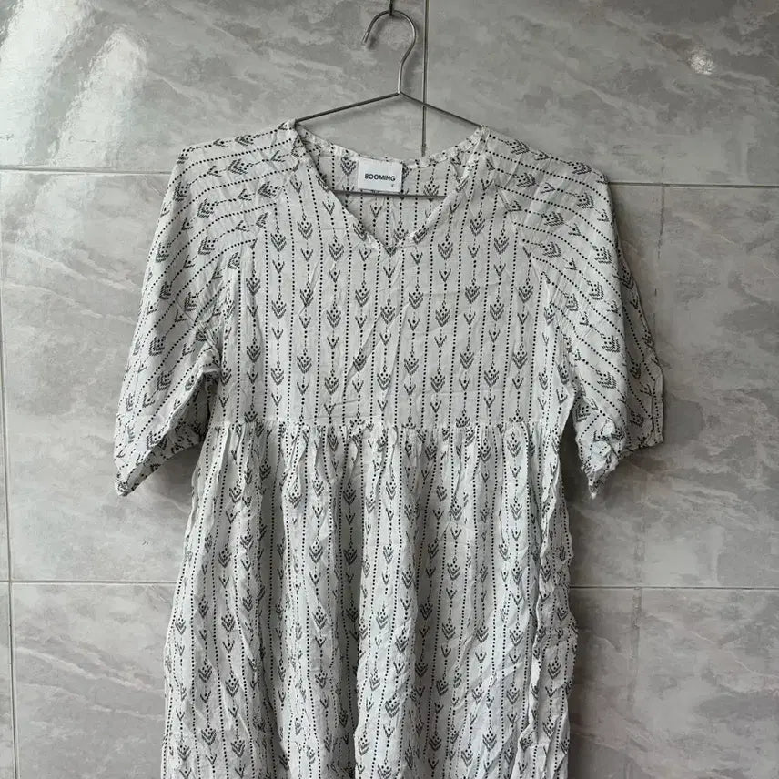 [BUNJANG] L'Occitane White Pattern Mini Dress / 록시땅 원피스 화이트 패턴