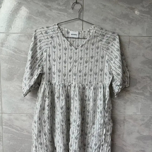 [BUNJANG] L'Occitane White Pattern Mini Dress / 록시땅 원피스 화이트 패턴