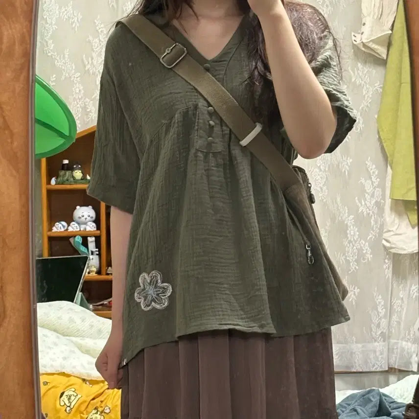 [BUNJANG] Japanese Vintage Mori Girl "Kamome Sanso" Embroidered Short-Sleeve Blouse / 일본 빈티지 모리걸 하구미 반소매 반팔 티셔츠 블라우스 카모메산장 마루