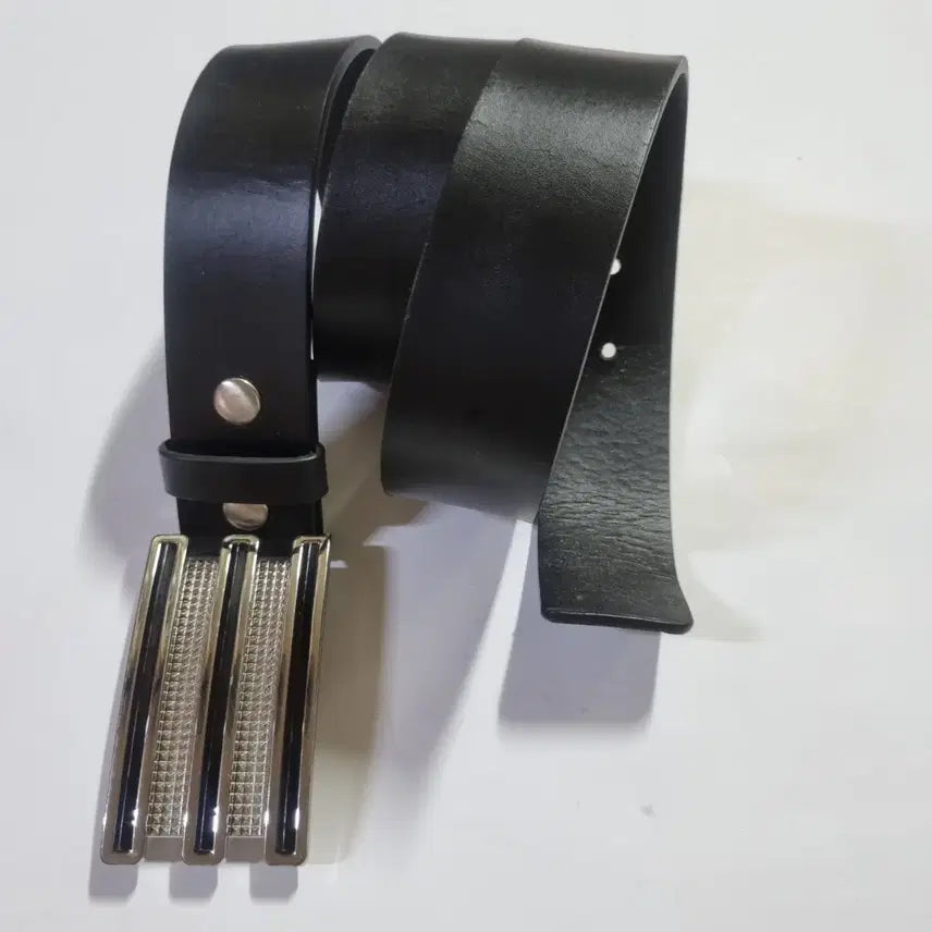 [BUNJANG] Adidas Men's Full Grain Leather Vintage Three-Stripe Belt / adidas 아디다스 남성 통가죽 빈티지 삼선벨트 칭찬은고래도춤추게