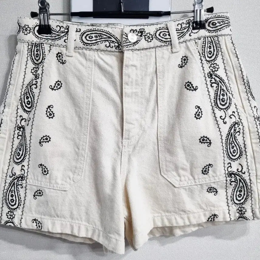 [BUNJANG] Claudie Pierlot Paisley Shorts Ivory / 클로디 피에로 페이즐리 반바지 아이보리