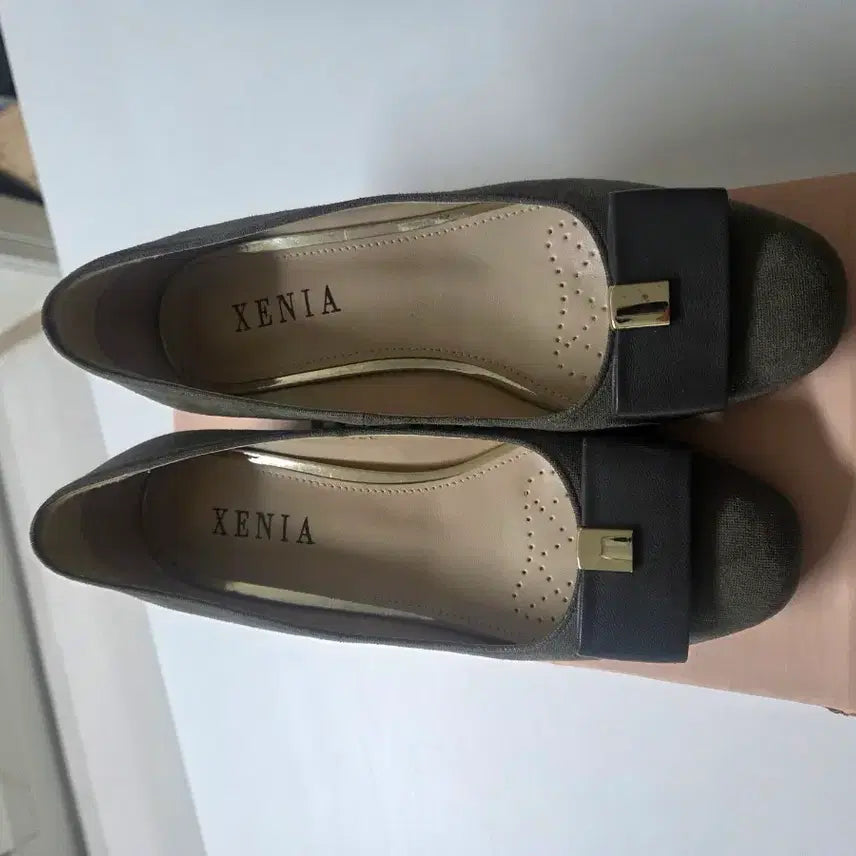 [BUNJANG] JENNIE FLAT SHOES Khaki / 제니에 플랫 슈즈 카키색