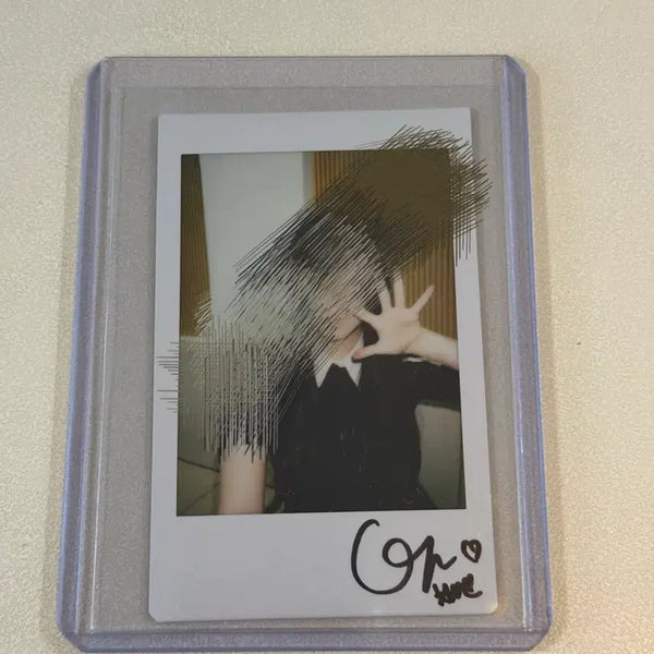 [BUNJANG] TripleS Chaeyeon Signed Polarizing Photocard / 트리플에스 채연 싸인 폴라 라이징