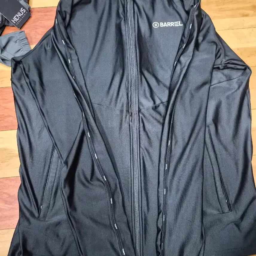 [BUNJANG] Barrel Zip-Up Jersey Black / 배럴 집업 져지 블랙100