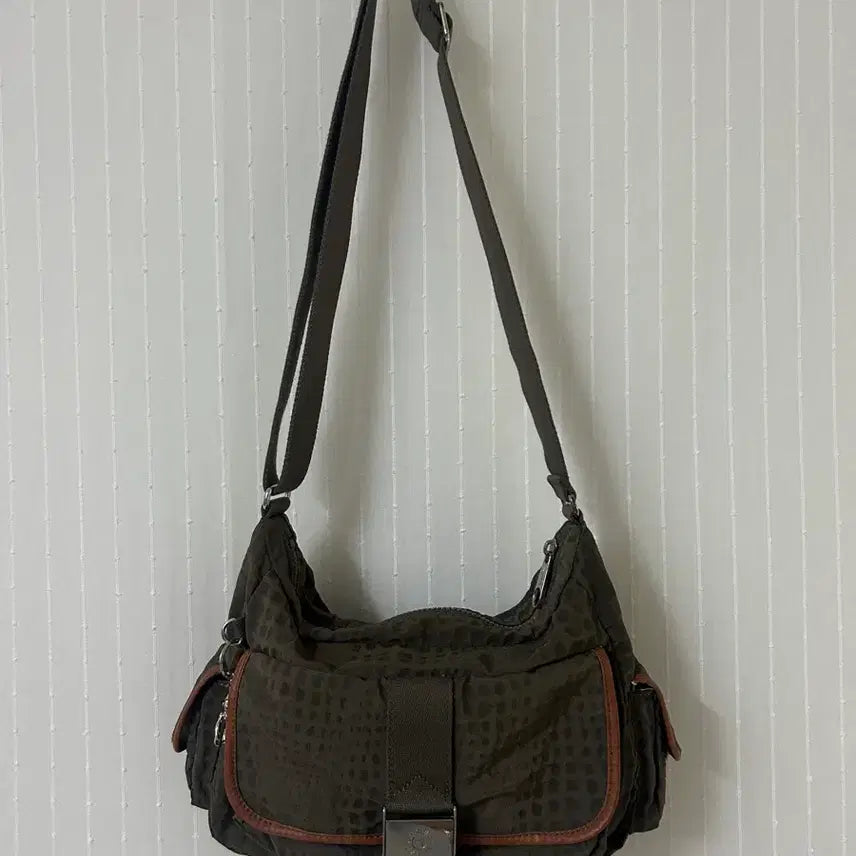 [BUNJANG] Kipling Pocket Crossbody Bag / 키플링 포켓 크로스백