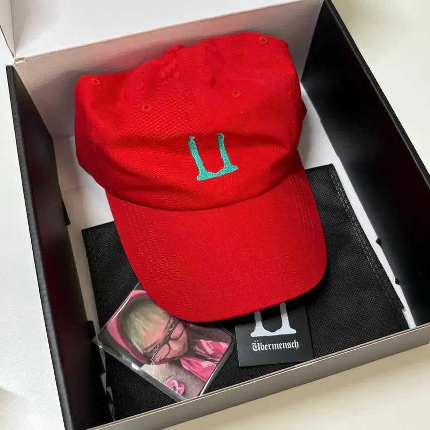 [BUNJANG] G-Dragon WE11DONE Baseball Cap with Photocard / 지드래곤 위버멘쉬 볼캡 판매 (포카 포함)