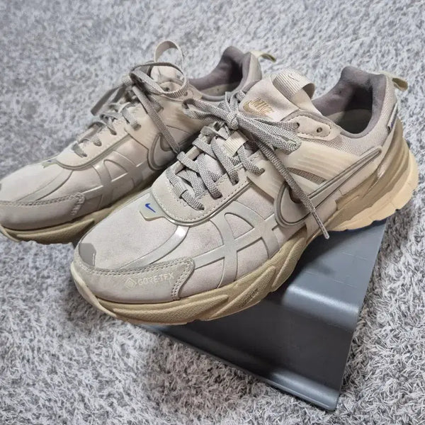 [BUNJANG] Nike V2K Run Gore-Tex Shoes 230 / 나이키 V2K 런 고어텍스화 230