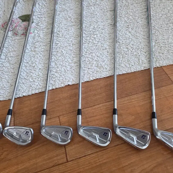 [BUNJANG] Bridgestone V300 8th Gen Iron Set (5-P) / 브리지스톤 v300 8세대 아이언 세트 5~p