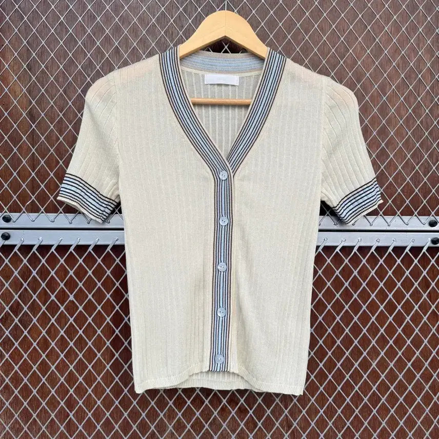 [BUNJANG] System Color-block V-neck Ribbed Short-Sleeve Knit Cardigan / 한섬 시스템 배색 브이넥 골지 반팔 니트 가디건 F