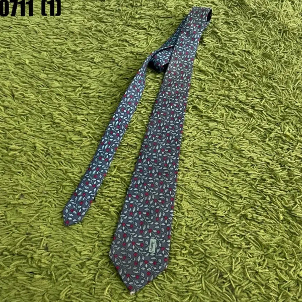 [BUNJANG] Saint Laurent Silk Pattern Tie / 입생로랑 넥타이 실크 패턴 넥타이