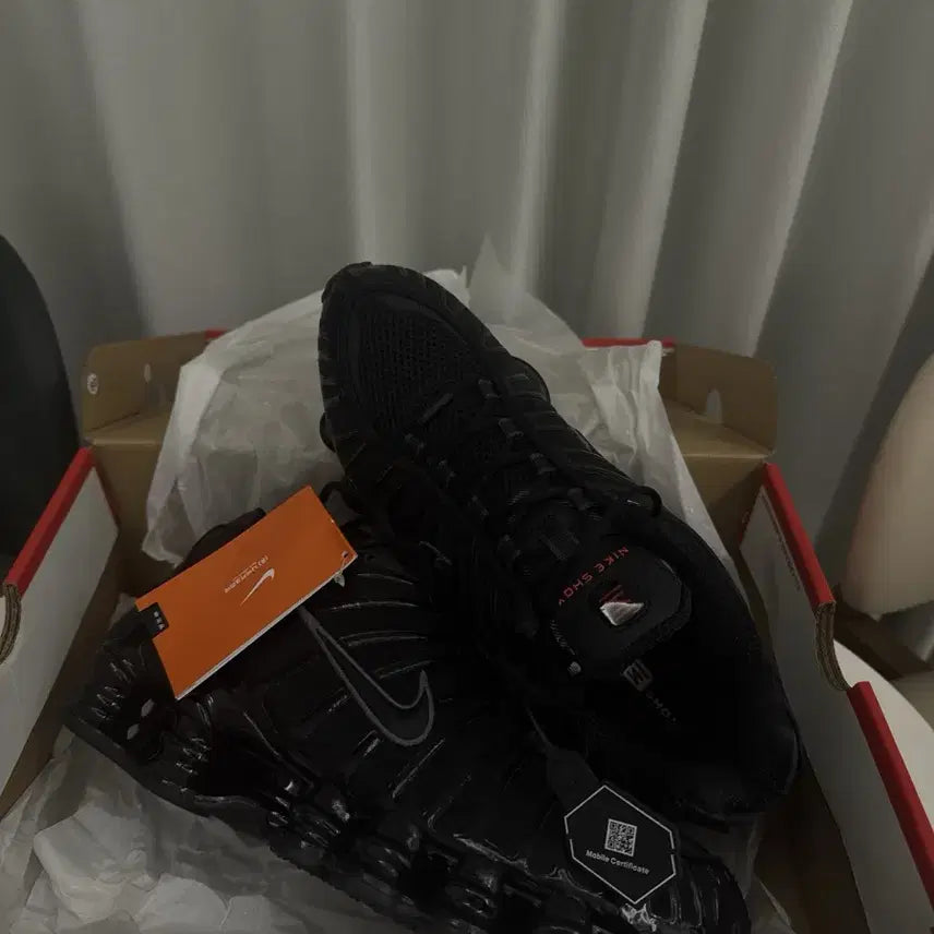 [BUNJANG] Nike TL Shox Sneakers / 나이키 TL 샥스 260 새상품