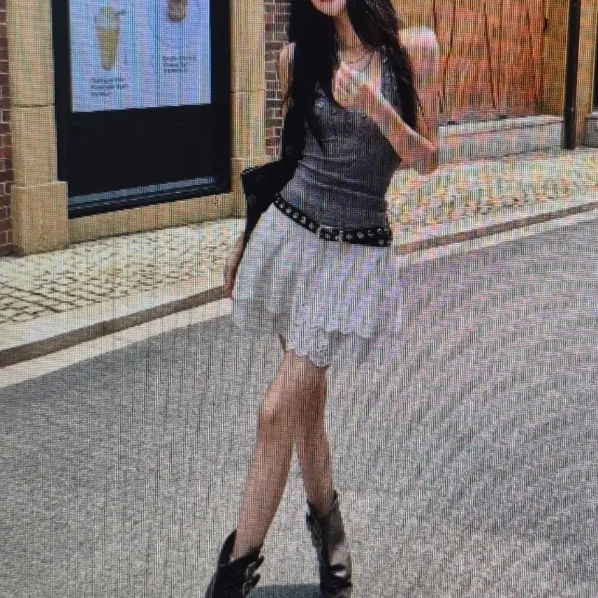 [BUNJANG] White Lace Embroidered Mini Skirt / (해외배송)화이트 레이스 자수 스커트