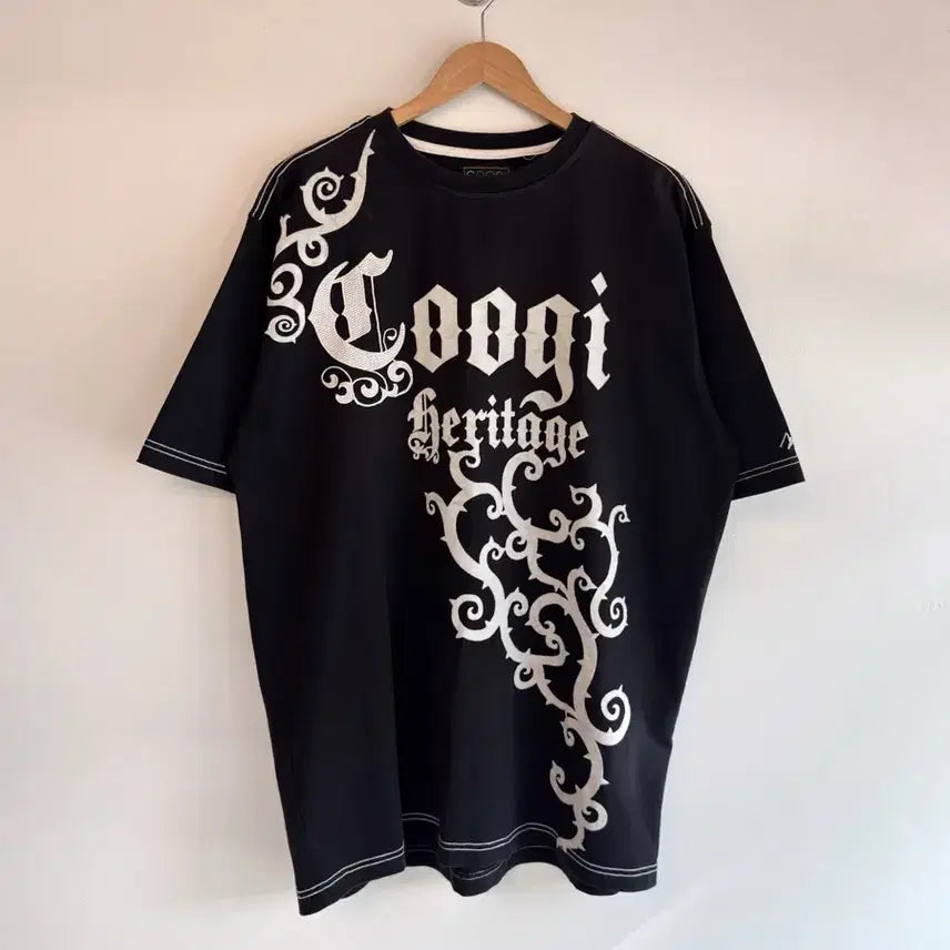 [BUNJANG] Coogi 90s Oversized Heritage Graphic Half T-Shirt / 쿠지 90s 오버사이즈 헤리티지 그래픽 하프티셔츠 반팔