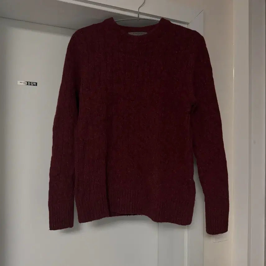 [BUNJANG] Giordano Knit Burgundy M / 거의 새상품 지오다노 니트 버건디 M 의류처분 옷장정리